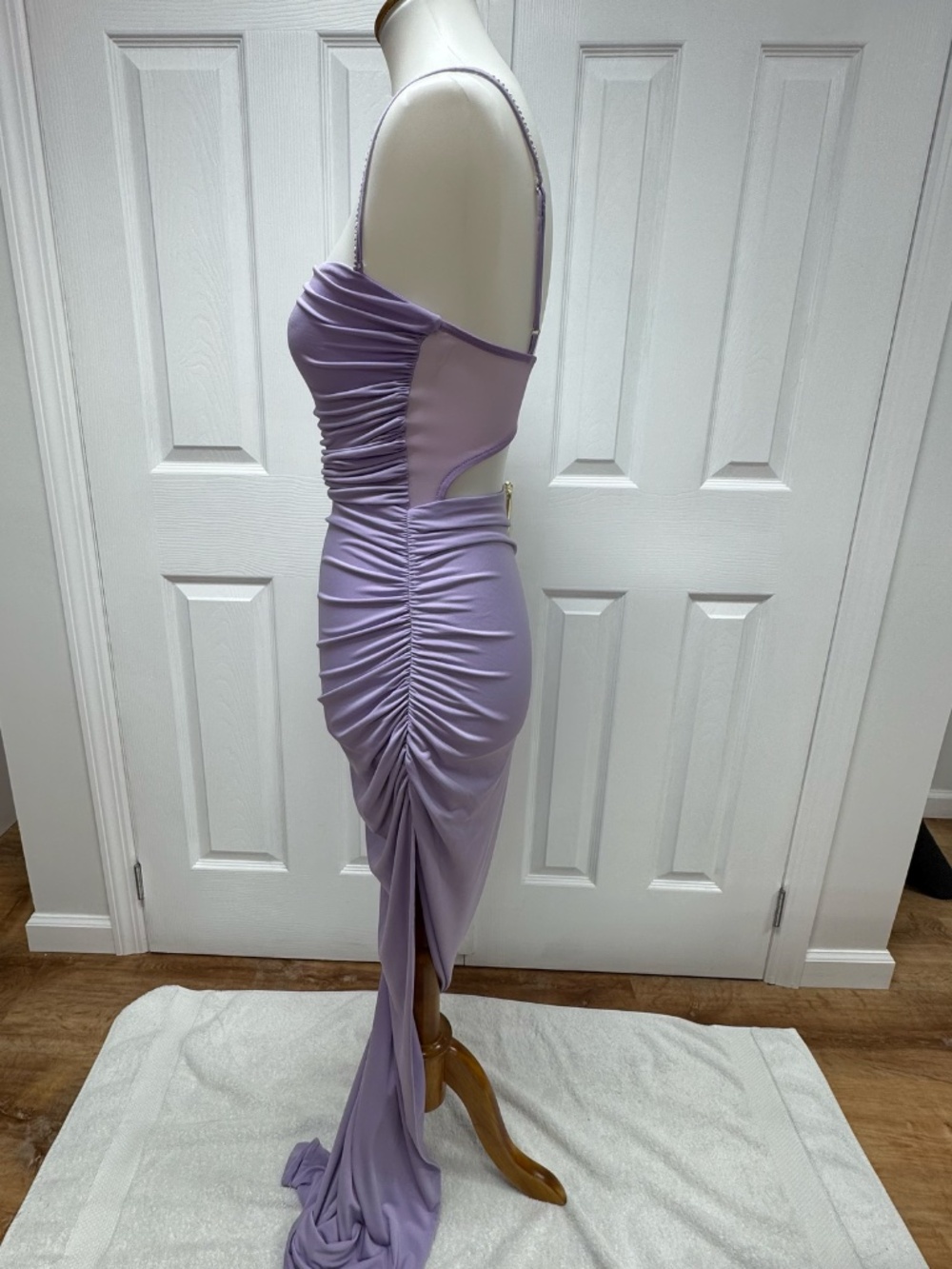 Lucy in the Sky- Rhinestone Strap Maxi Dress in Lilac -Size S- NEW Without Tags. - Picture 4 of 13